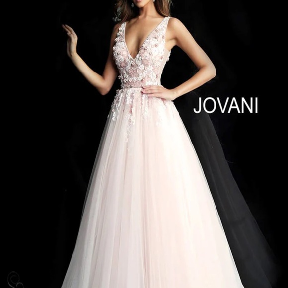 Jovani Dresses & Skirts - JOVANI DRESS SZ 4